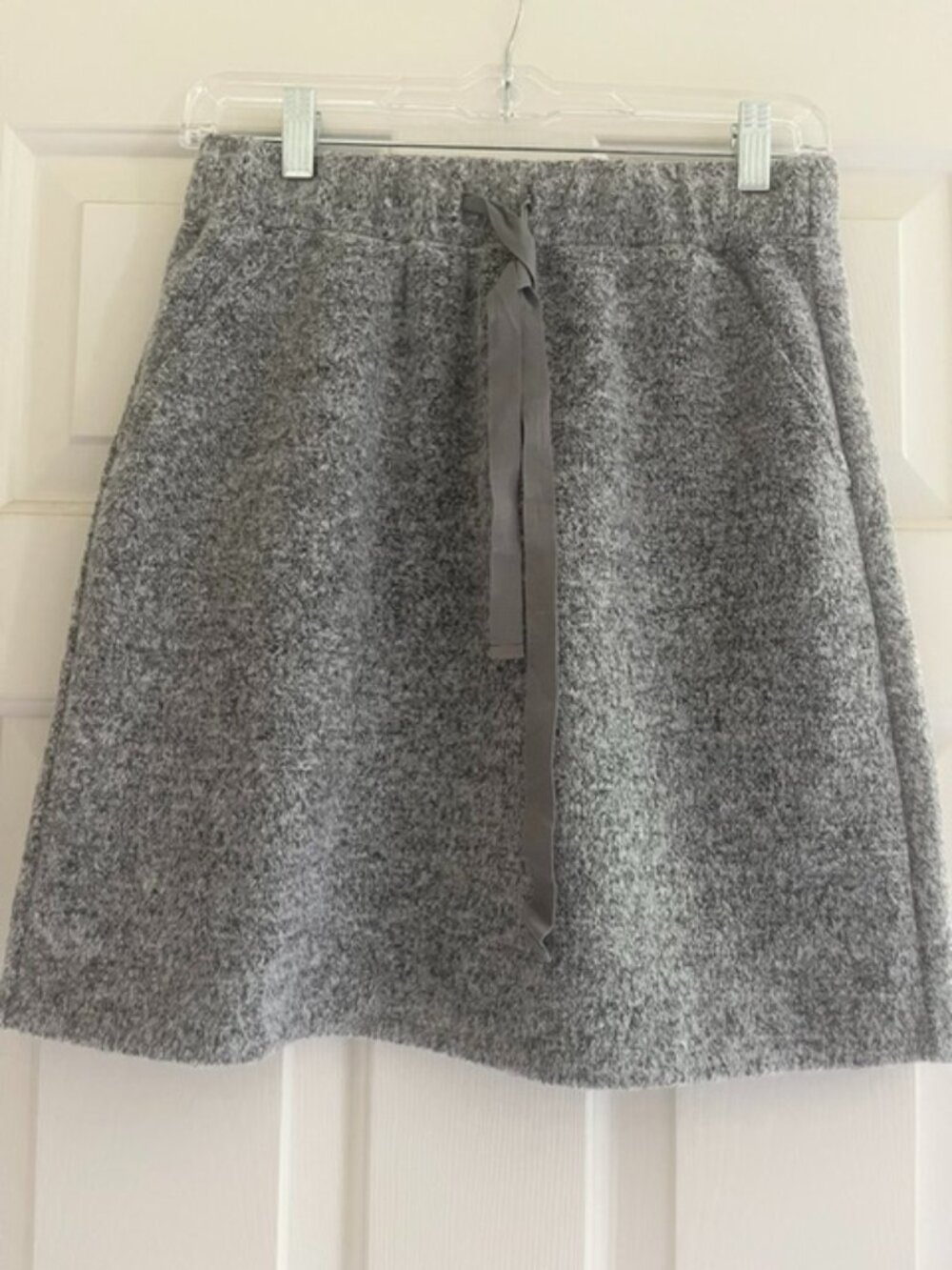 Woman's Loft Knit Skirt